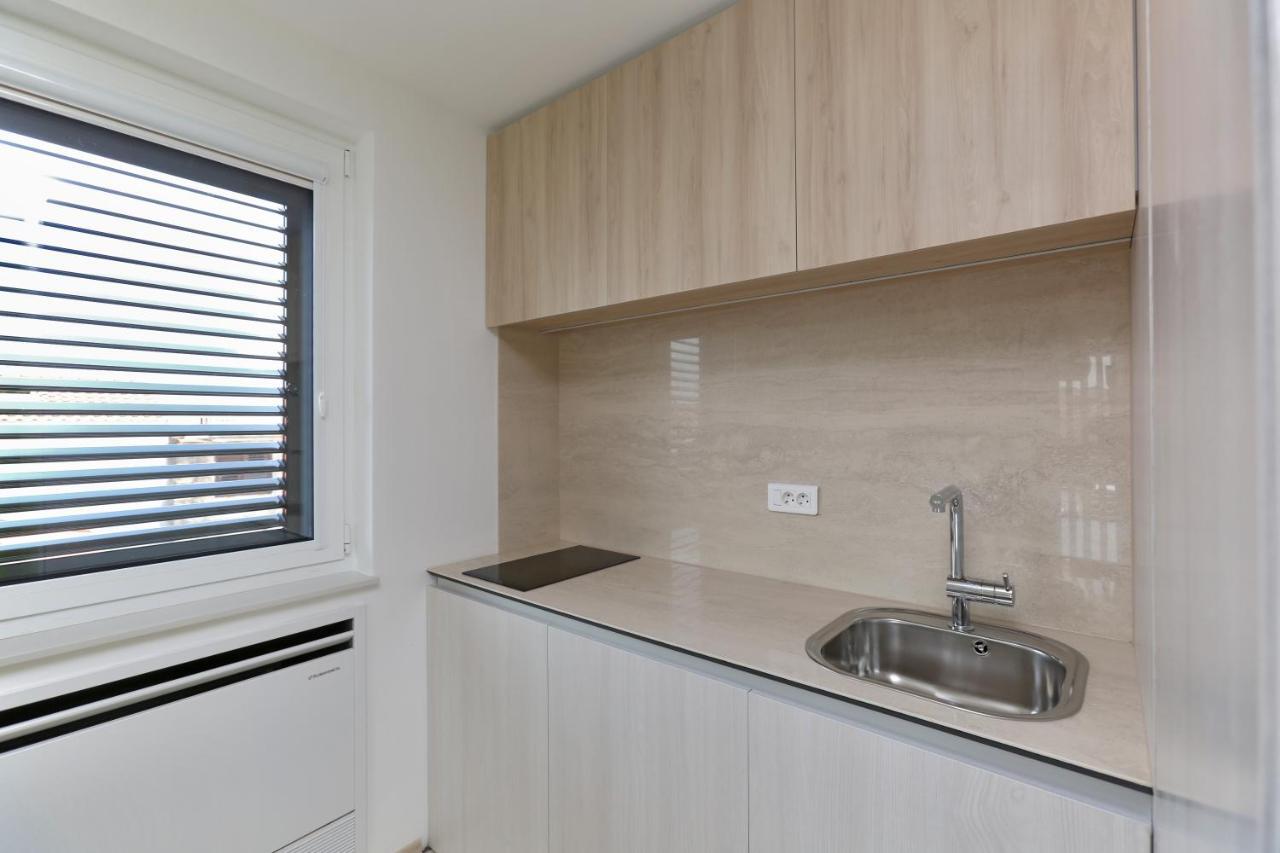 Magic Stone Apartments Baška Voda Dış mekan fotoğraf